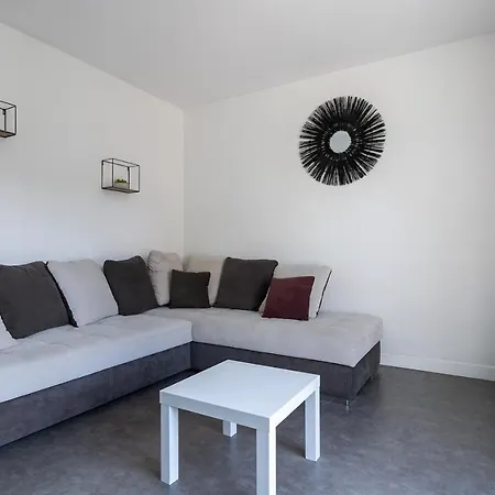 Des En Bord De Pour 10 Personnes Holiday home *