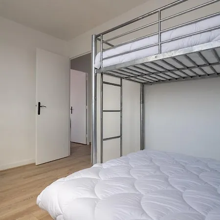 Holiday home Des En Bord De Pour 10 Personnes