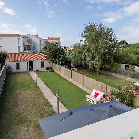 Des En Bord De Pour 10 Personnes Holiday home