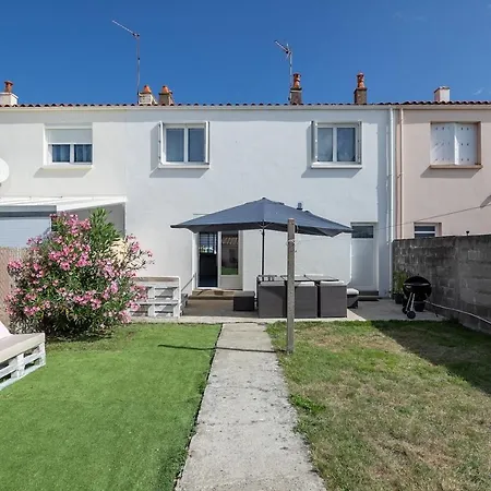 Holiday home Des En Bord De Pour 10 Personnes